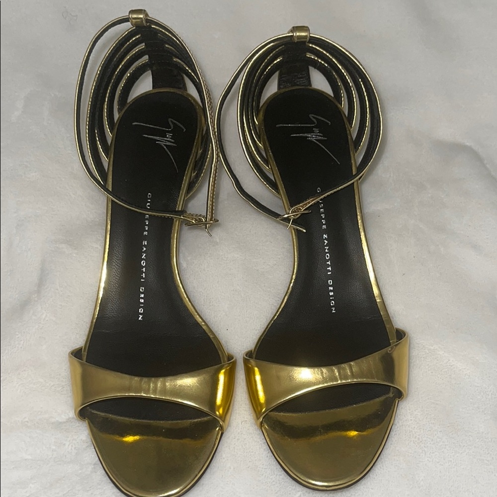 Giuseppe Zanotti Gold Women's Sandals